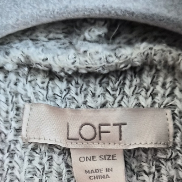 LOFT Heathered Gray Poncho Sweater - Picture 3 of 5